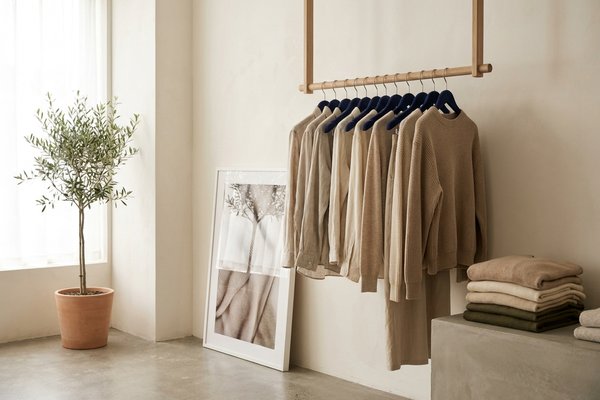 Fashion brand showroom and fulfilment